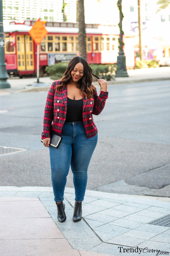 Glitzy holiday outfits for the plus-size woman