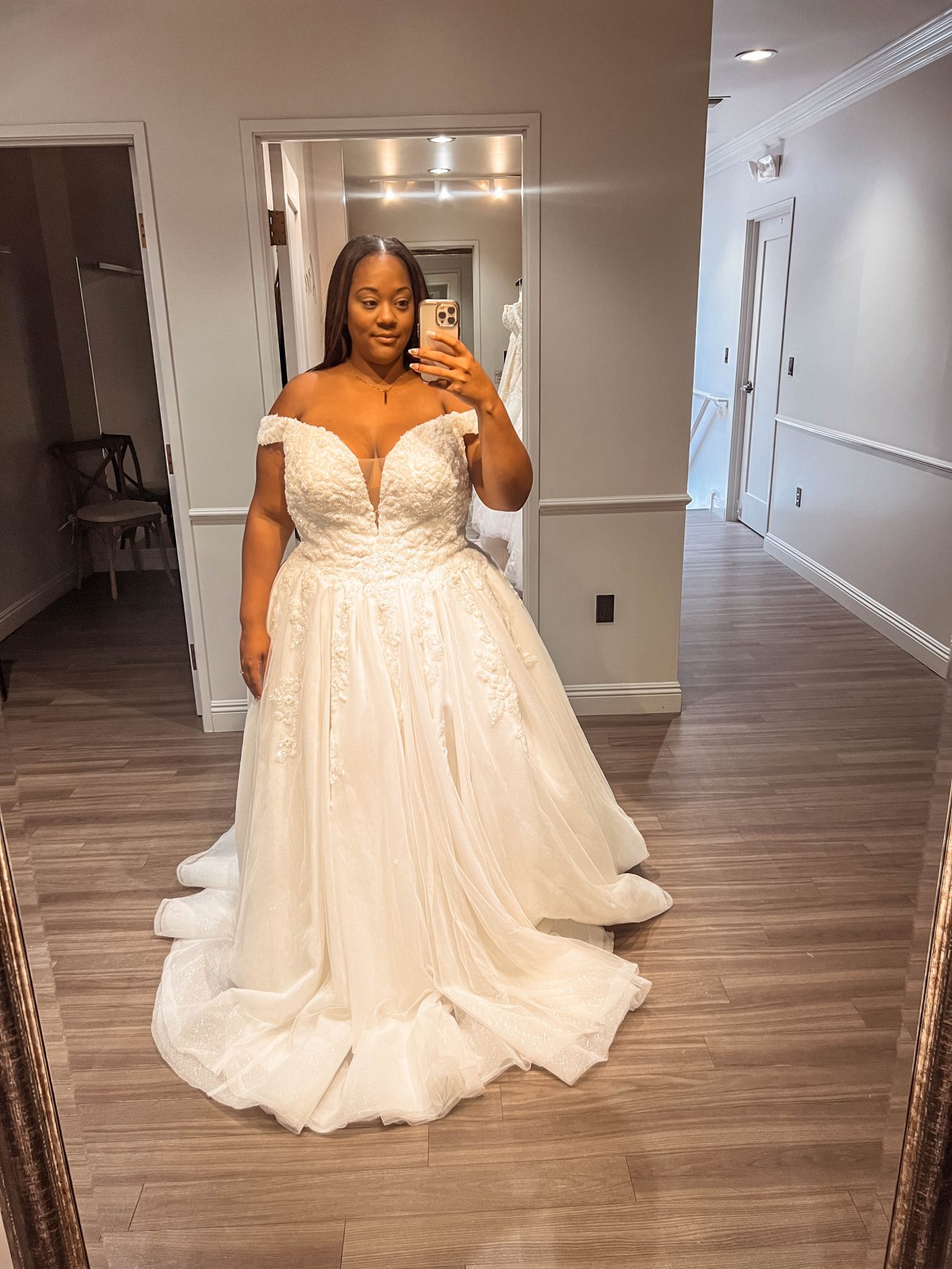 Finding the Perfect Plus Size Wedding Dress - Trendy Curvy